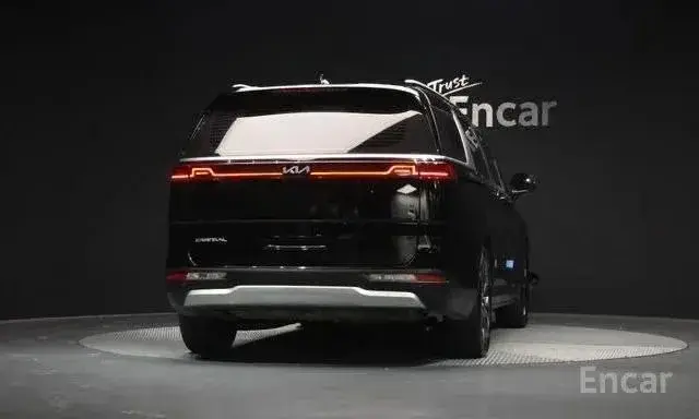 KIA CARNIVAL 2023