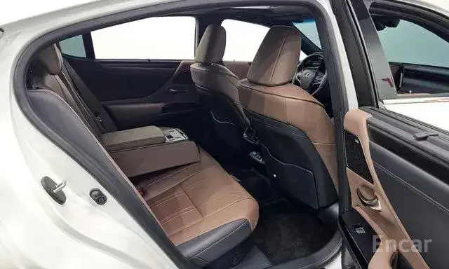LEXUS ES300H 2023