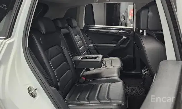 VOLKSWAGEN TIGUAN 4MOTION PREMIUM 2022