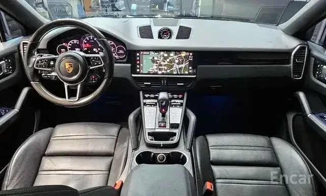 PORSCHE CAYENNE COUPE 2022