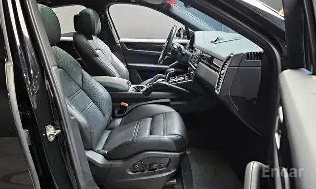PORSCHE CAYENNE COUPE 2022