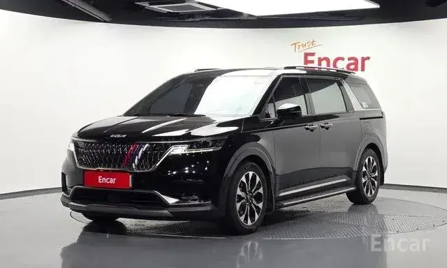 KIA CARNIVAL 9 2022