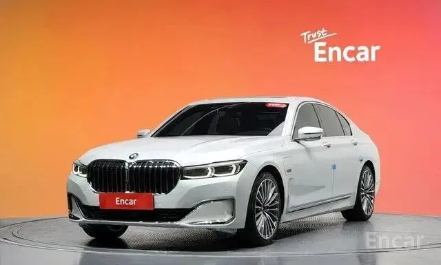 BMW 745E IPERFORMANCE DESIGN PURE 2022