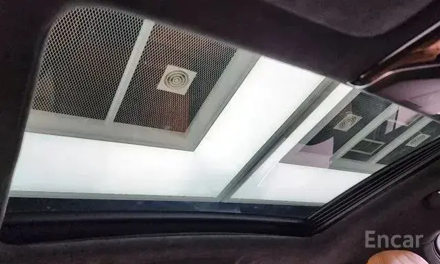 BMW 745E IPERFORMANCE DESIGN PURE 2022