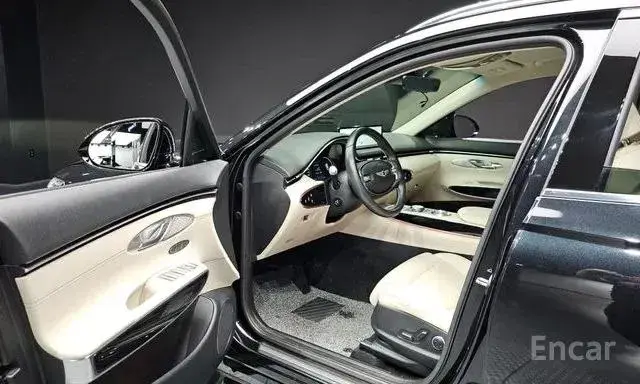GENESIS GV70 2022