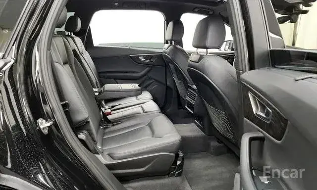 AUDI Q7 PREMIUM 2023