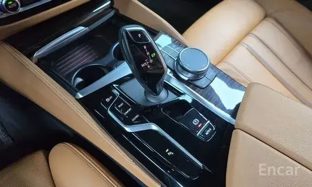 BMW 520I M-SPORT 2022