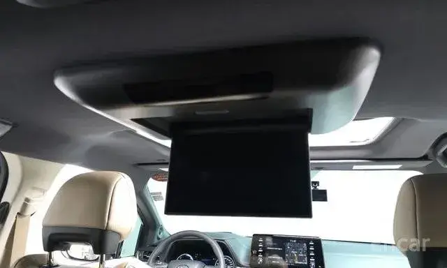 TOYOTA SIENNA LIMITED 2022