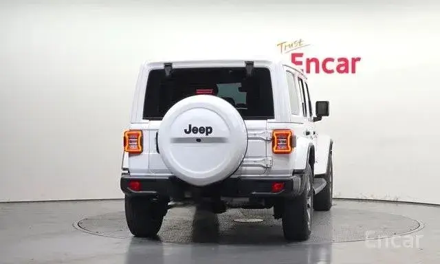 JEEP WRANGLER OVERLAND POWER TOP 2022