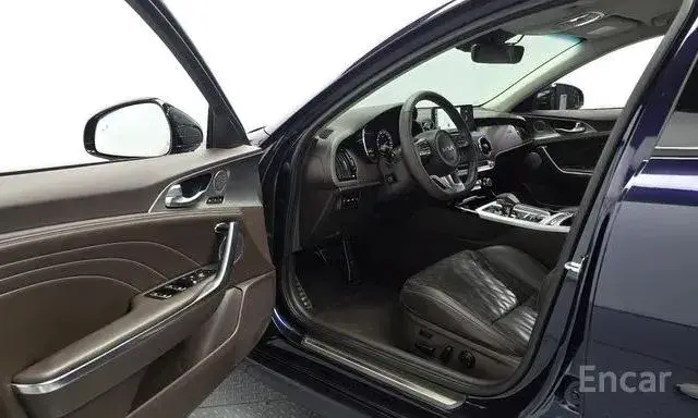 KIA STINGER 2022