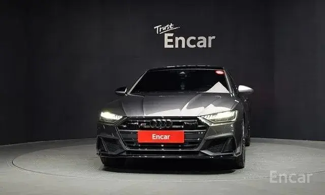 AUDI S7 QUATTRO 2022