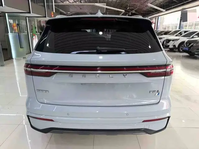 GEELY MONJARO 2022