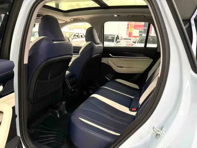 GEELY MONJARO 2022