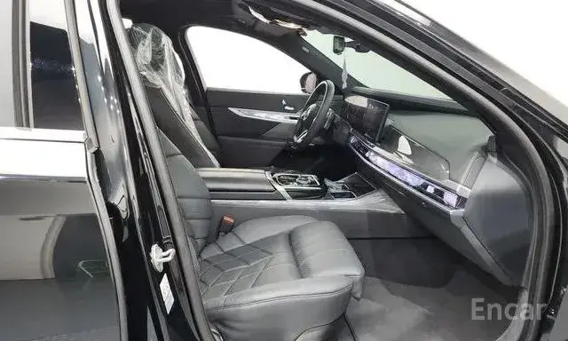 BMW 740I SDRIVE M SPORT 2023