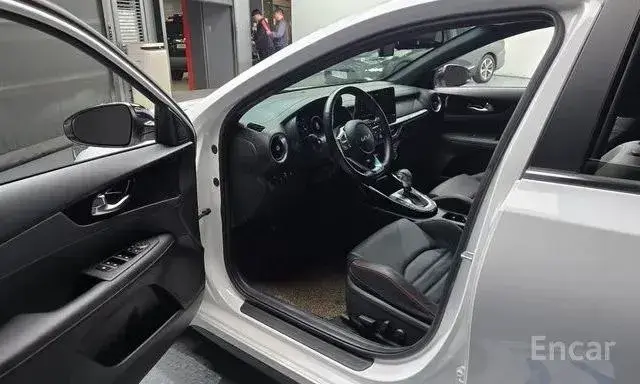 KIA K3 SIGNATURE 2022