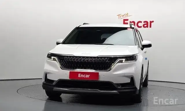 KIA CARNIVAL NOBLESSE 2022