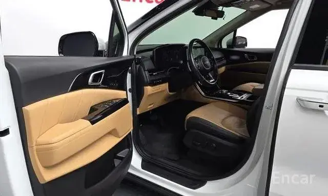 KIA CARNIVAL NOBLESSE 2022