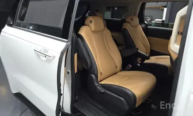 KIA CARNIVAL NOBLESSE 2022