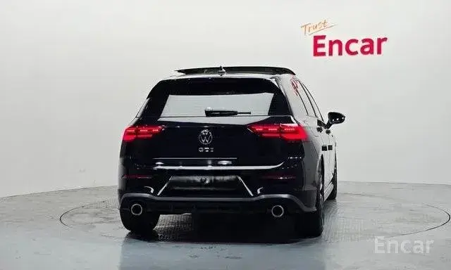 VOLKSWAGEN GOLF GTI 8TH GENERATION 2023