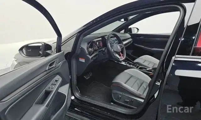 VOLKSWAGEN GOLF GTI 8TH GENERATION 2023