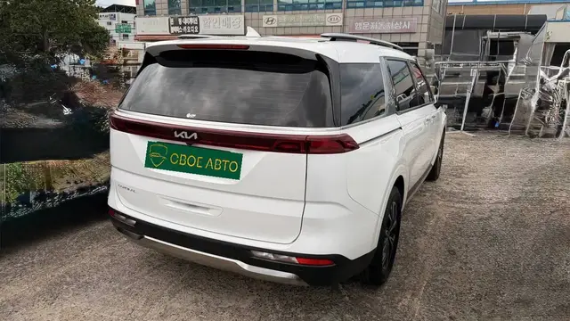 KIA CARNIVAL NOBLESSE 2022
