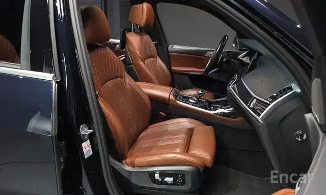 BMW X7 XDRIVE40I M-SPORT 6-SEATER 2022