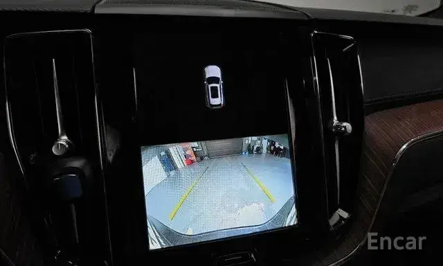 VOLVO XC60 B6 ULTIMATE BRIGHT 2022