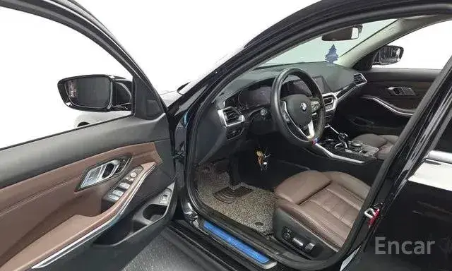 BMW 320D TOURING LUXURY 2022