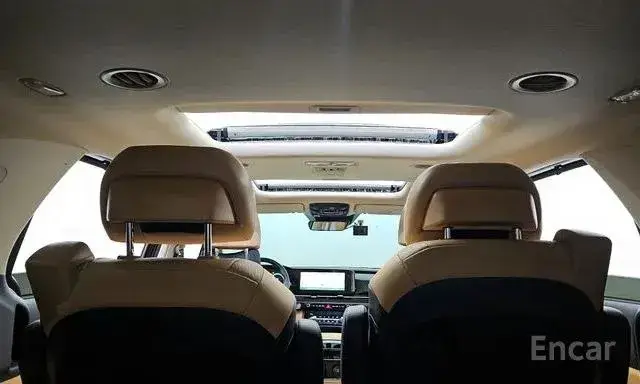 KIA CARNIVAL SIGNATURE 2023