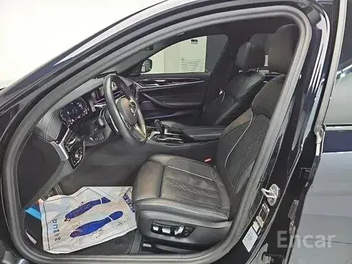 BMW 530I M-SPORT 2022