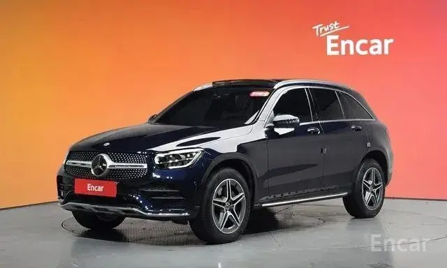 MERCEDES-BENZ GLC300E 4MATIC 2022