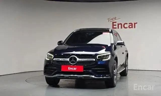 MERCEDES-BENZ GLC300E 4MATIC 2022