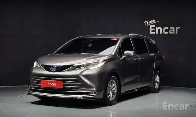 TOYOTA SIENNA LIMITED 2022
