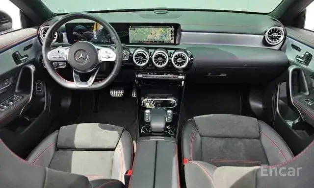 MERCEDES-BENZ CLA250 4MATIC 2022