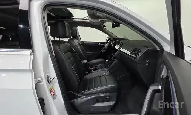 VOLKSWAGEN TIGUAN PRESTIGE 2022