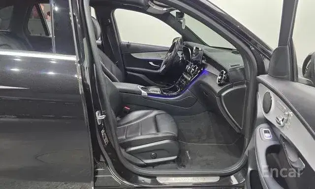 MERCEDES-BENZ GLC 220D 4MATIC 2022