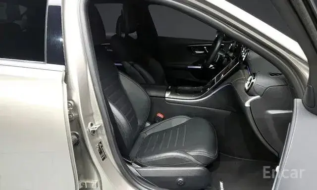 MERCEDES-BENZ C300 AMG LINE 2022