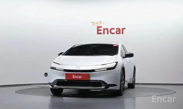 TOYOTA PRIUS XLE 2023