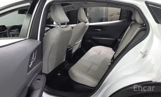 TOYOTA PRIUS XLE 2023