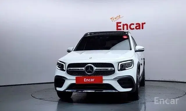 MERCEDES-BENZ GLB250 4MATIC 2022