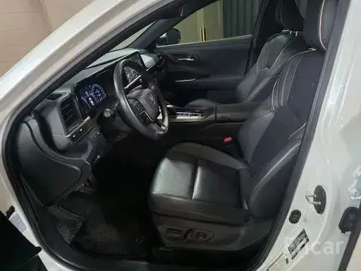 TOYOTA CROWN CROSSOVER HYBRID 2023