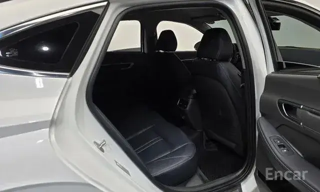 HYUNDAI SONATA PREMIUM PLUS 2023