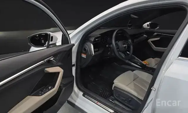 AUDI A3 PREMIUM 2022