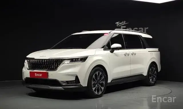KIA CARNIVAL NOBLESSE 2023