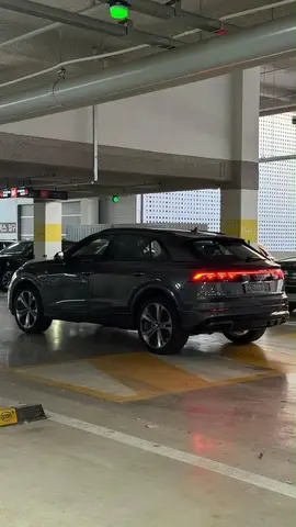 AUDI Q8 PREMIUM 2026