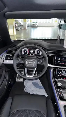 AUDI Q8 PREMIUM 2026