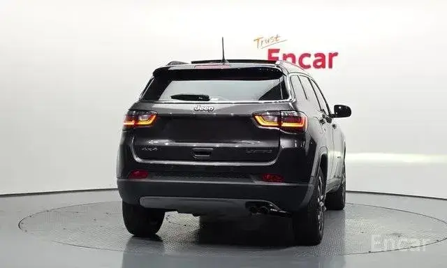 JEEP COMPASS LIMITED 2022