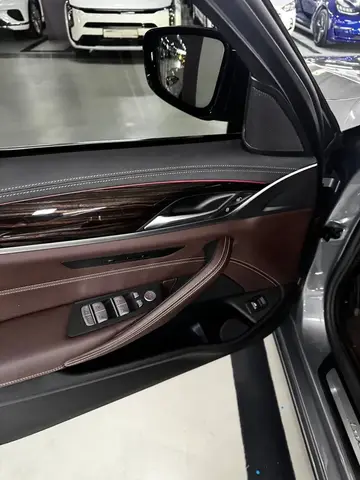 BMW 523 D 2022