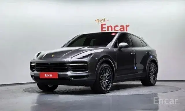 PORSCHE CAYENNE COUPE 2022