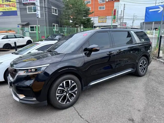 KIA CARNIVAL 2022